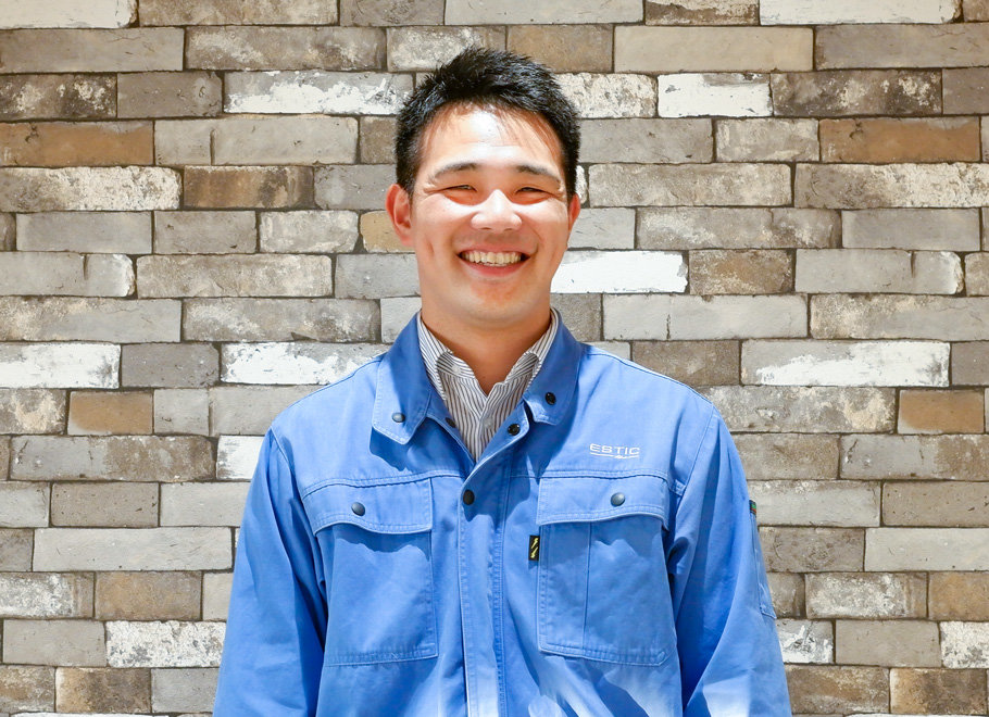 エスティック　第１営業部アジアブロック担当社員の画像。